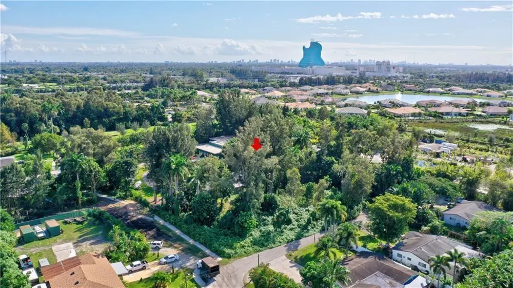 4800 SW 55 TERRACE Davie, FL 33314