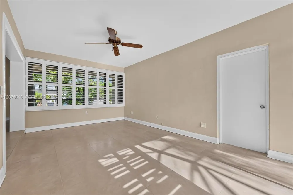 16111 SW 103rd Ct Miami, FL 33157
