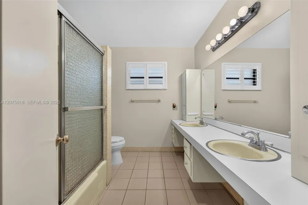 16111 SW 103rd Ct Miami, FL 33157