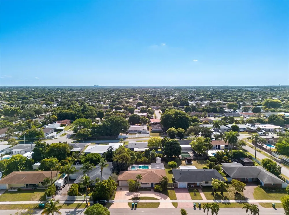 16111 SW 103rd Ct Miami, FL 33157