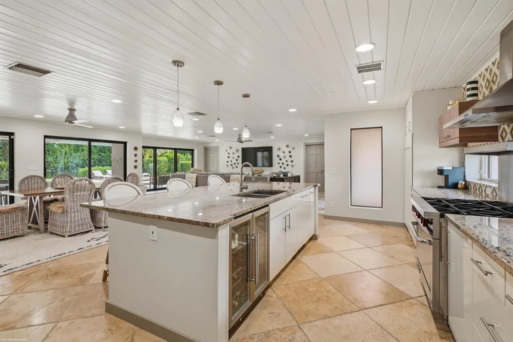 2 ISLAND ROAD Sewalls Point, FL 34996