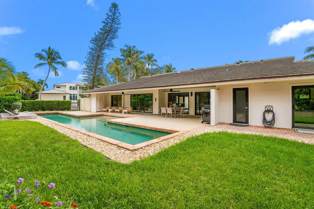 2 ISLAND ROAD Sewalls Point, FL 34996
