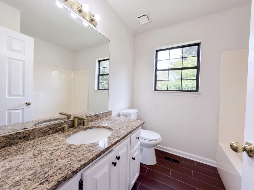 3441 Bridgeton Cv Antioch, TN 37013