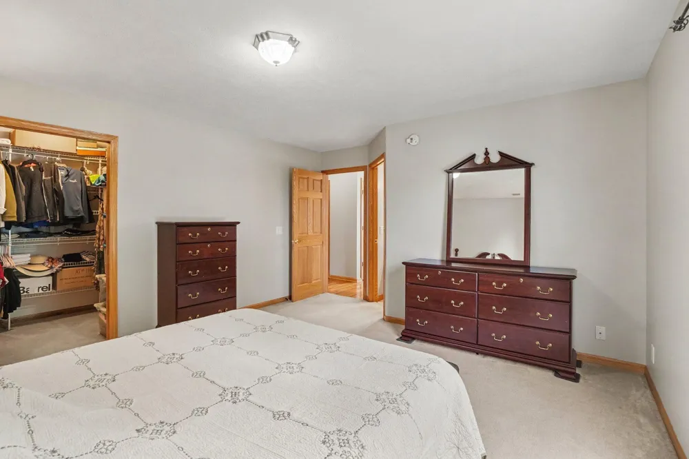 2985 Riley Ridge Road Holland Charter Township, MI 49424