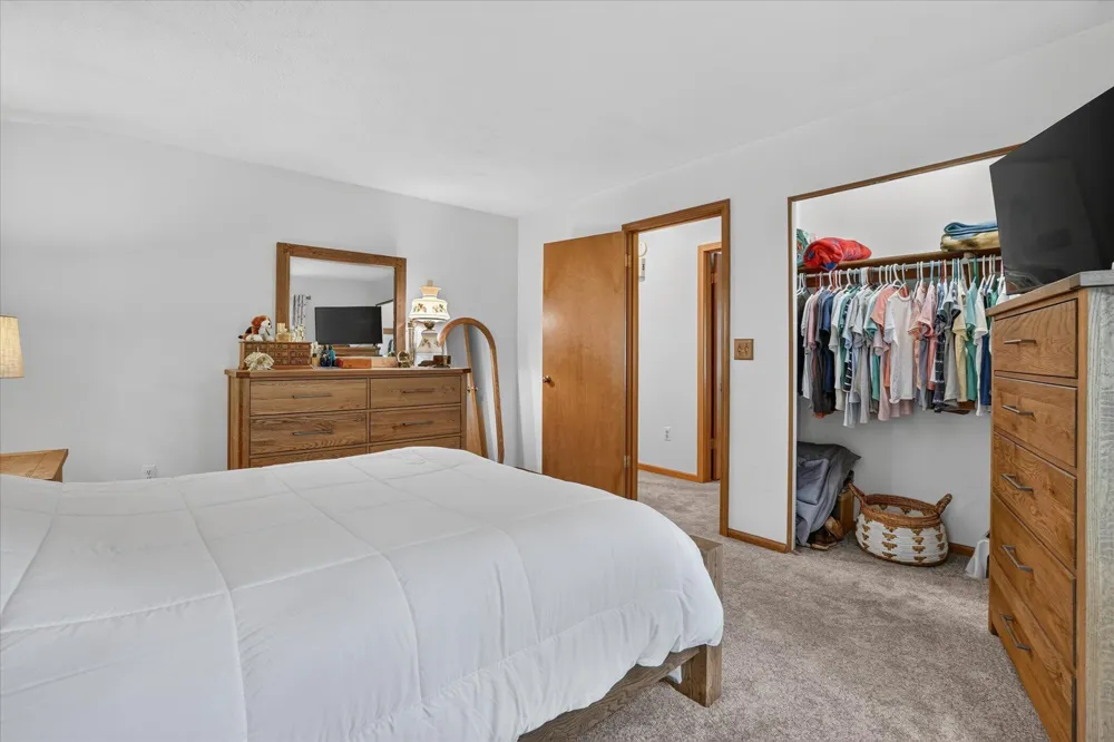 10077 Maple Hill Road Reynolds Township, MI 49329
