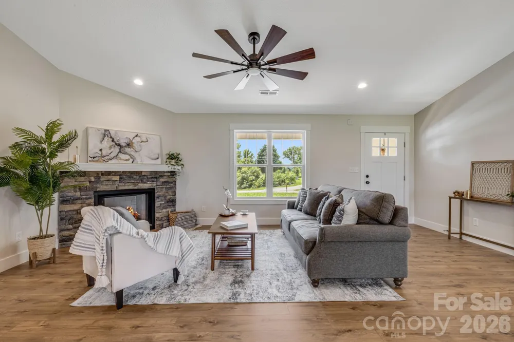 735 Jupiter Road Weaverville, NC 28787