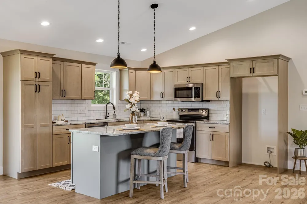 735 Jupiter Road Weaverville, NC 28787