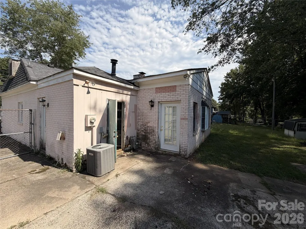 6625 Woodfield Drive Charlotte, NC 28215