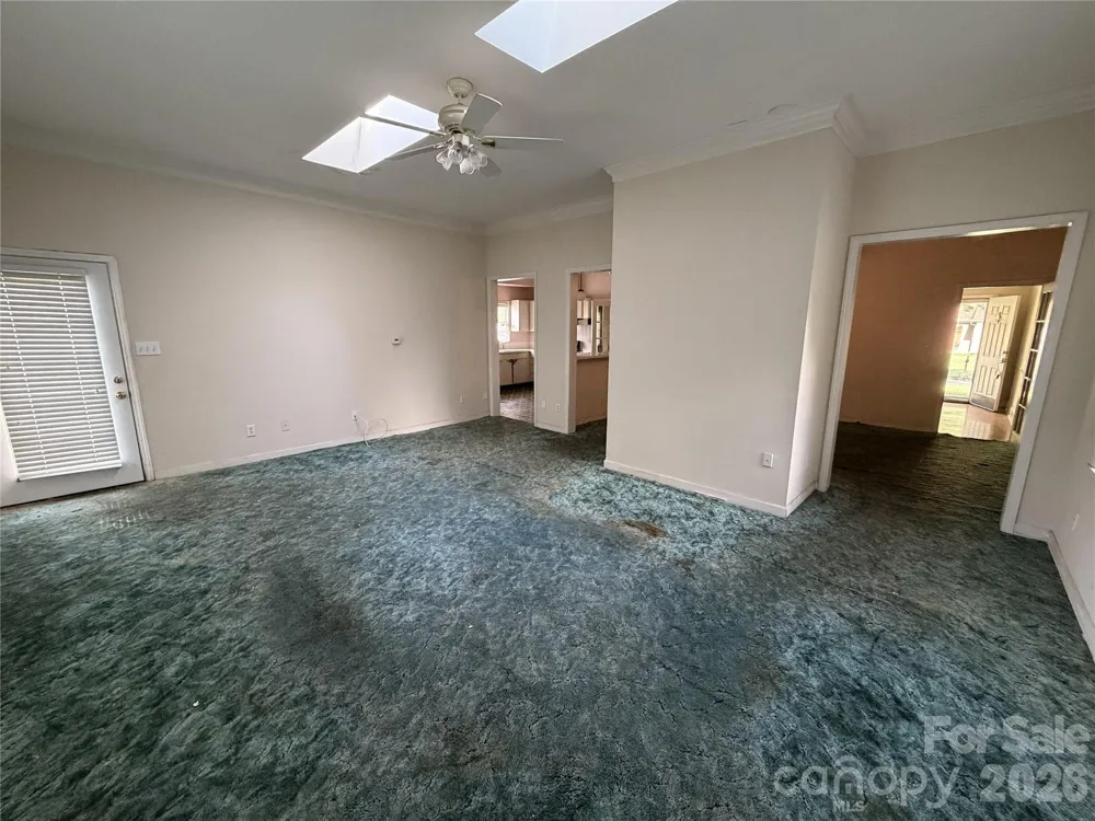 6625 Woodfield Drive Charlotte, NC 28215