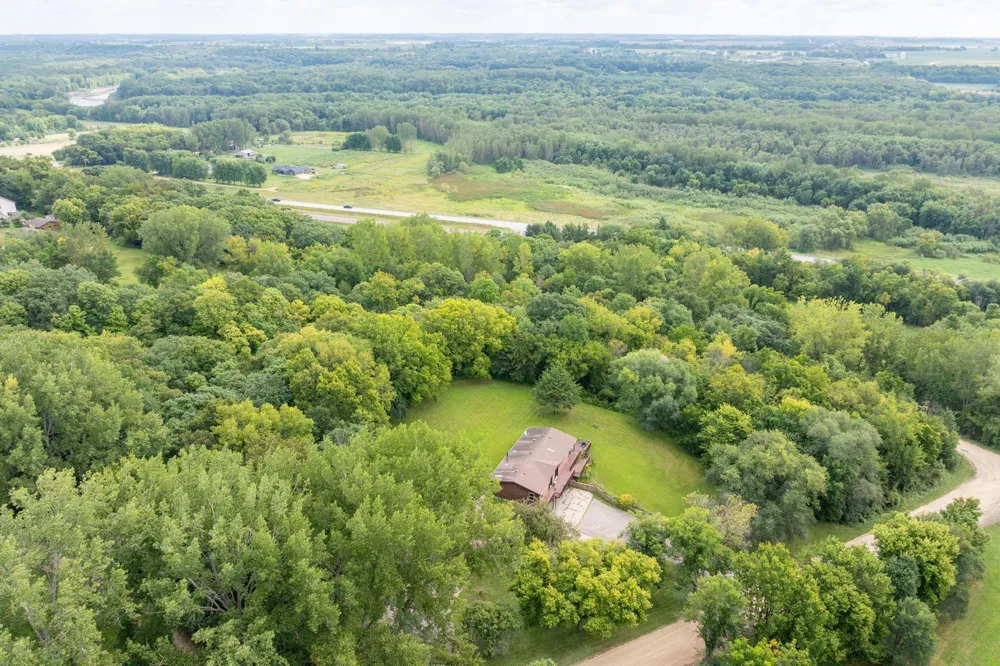 37849 Hillside Drive Saint Peter, MN 56082