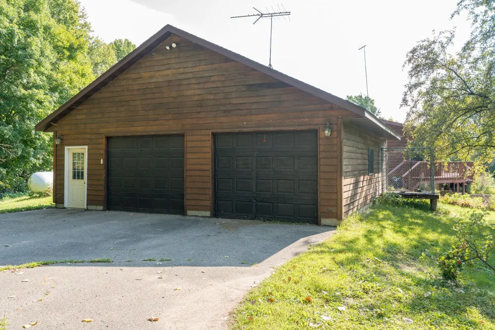37849 Hillside Drive Saint Peter, MN 56082