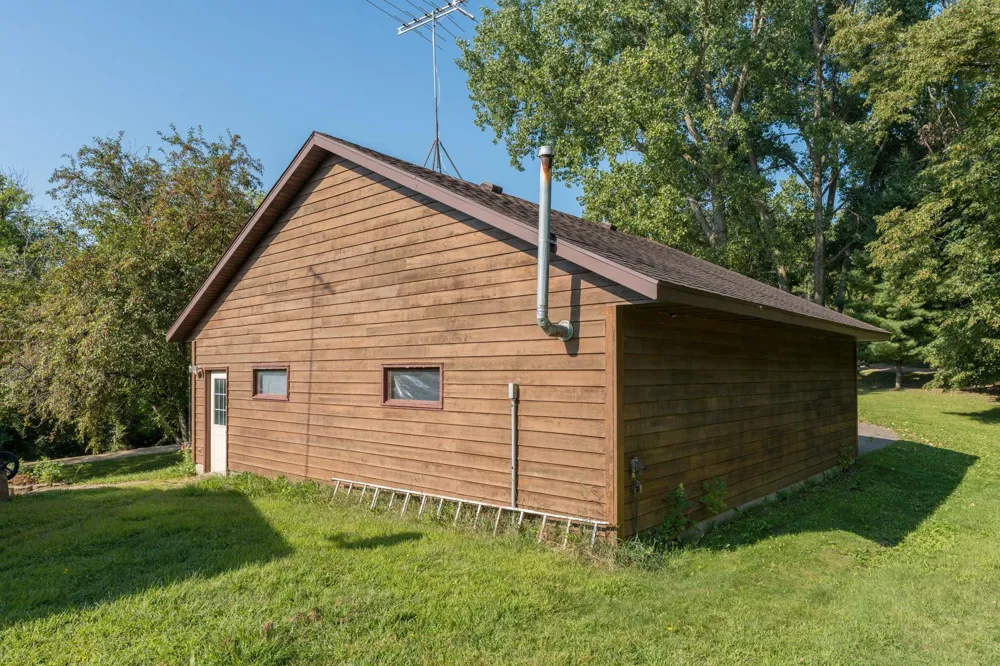 37849 Hillside Drive Saint Peter, MN 56082
