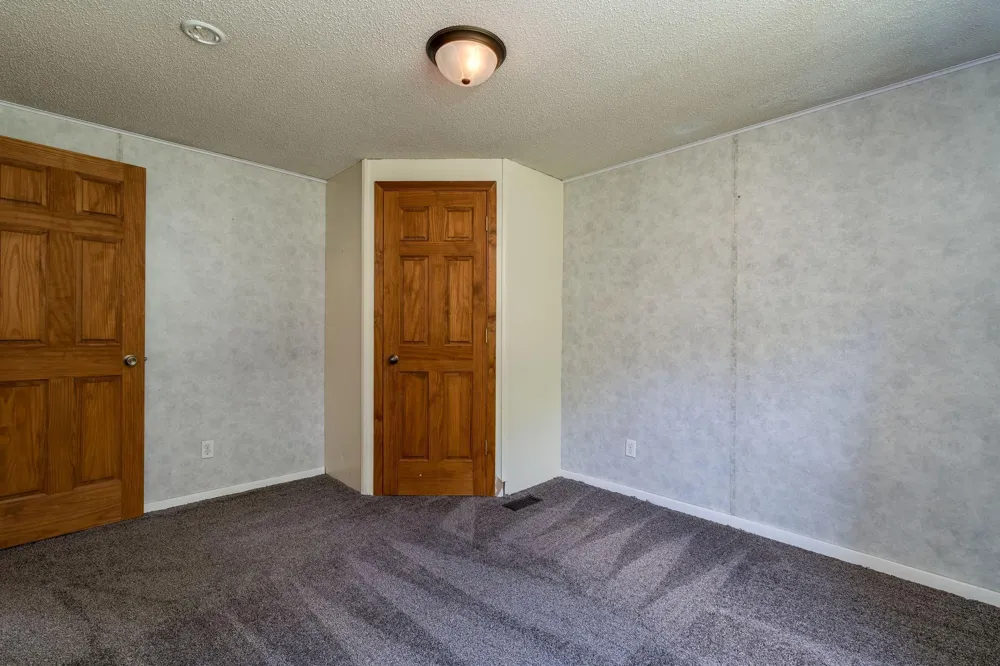 37849 Hillside Drive Saint Peter, MN 56082