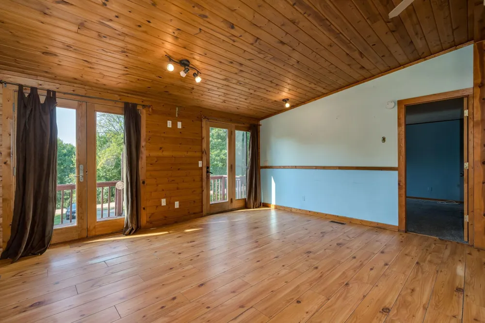 37849 Hillside Drive Saint Peter, MN 56082