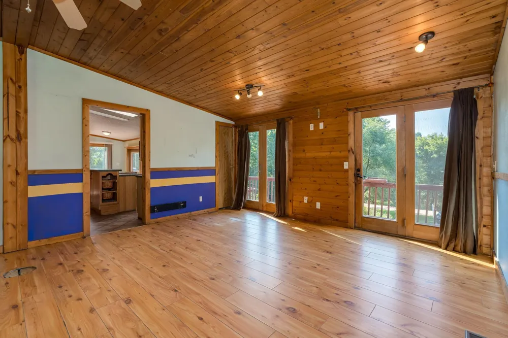 37849 Hillside Drive Saint Peter, MN 56082