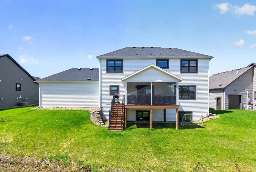 1702 Ancaster Drive Byron, MN 55920