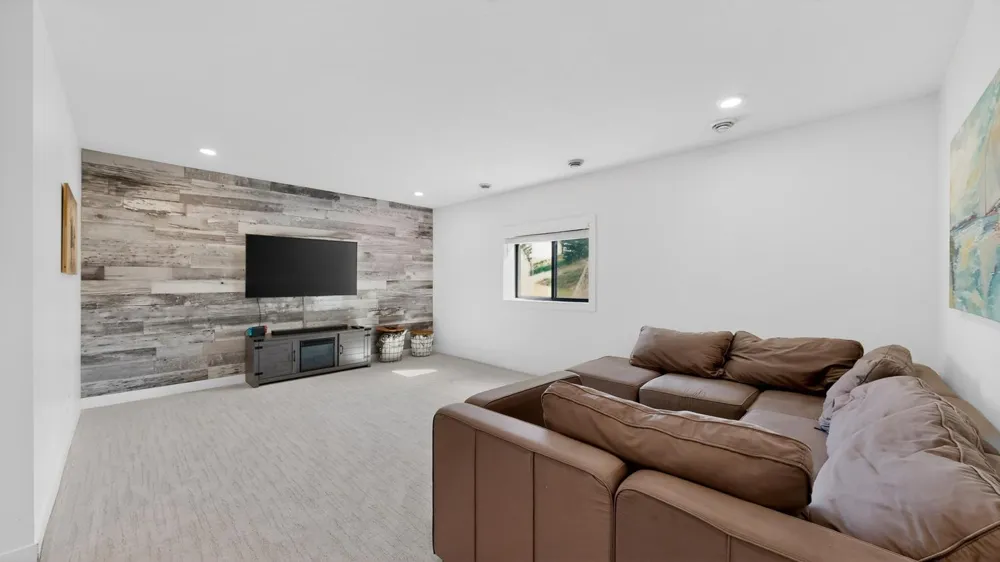 1702 Ancaster Drive Byron, MN 55920