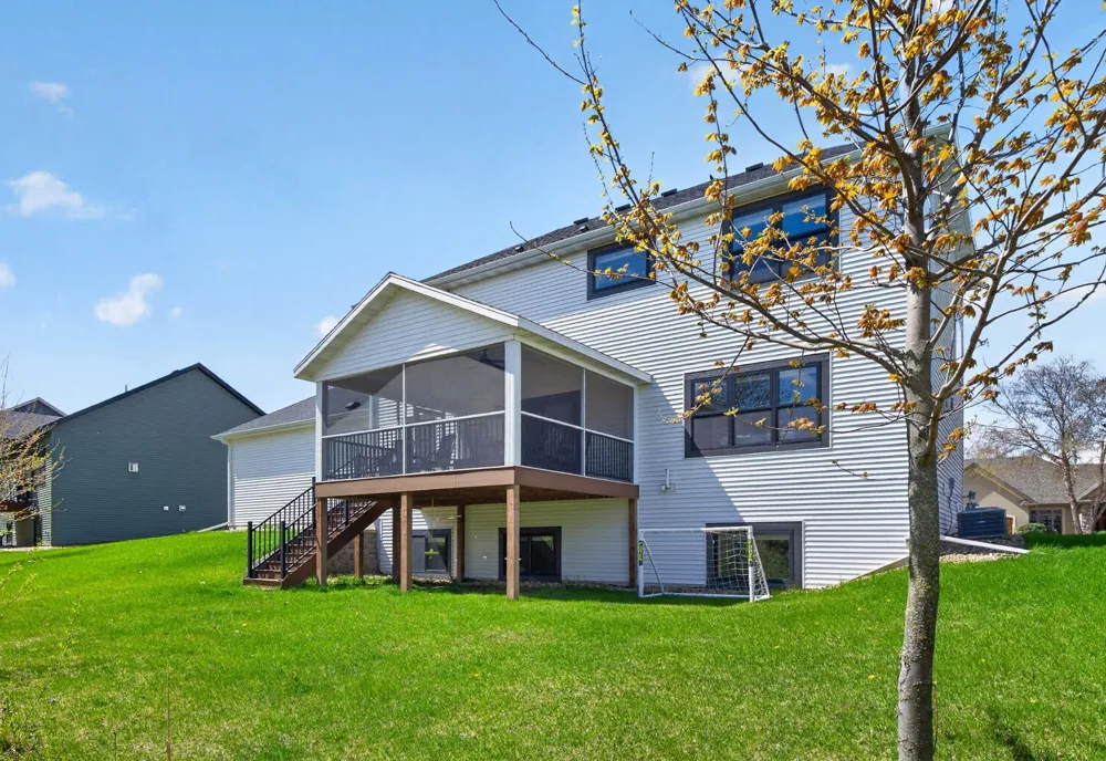 1702 Ancaster Drive Byron, MN 55920