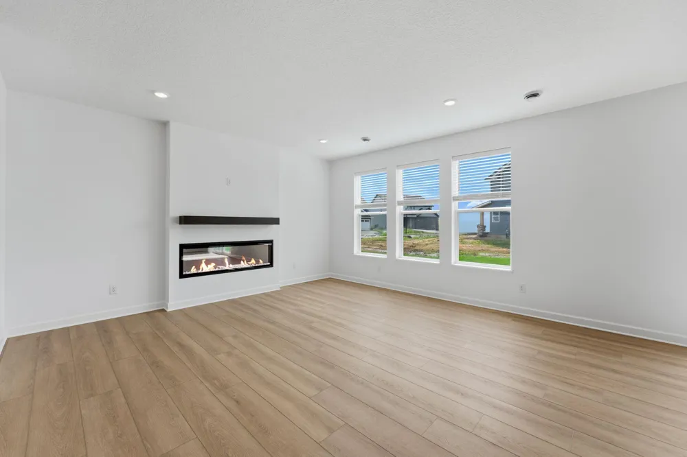 18350 Glancy Way Lakeville, MN 55044