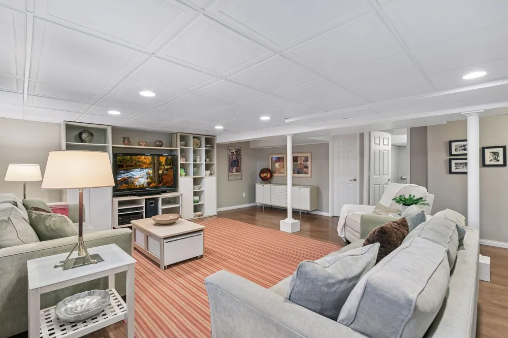 425 Turners Crossroad Golden Valley, MN 55422