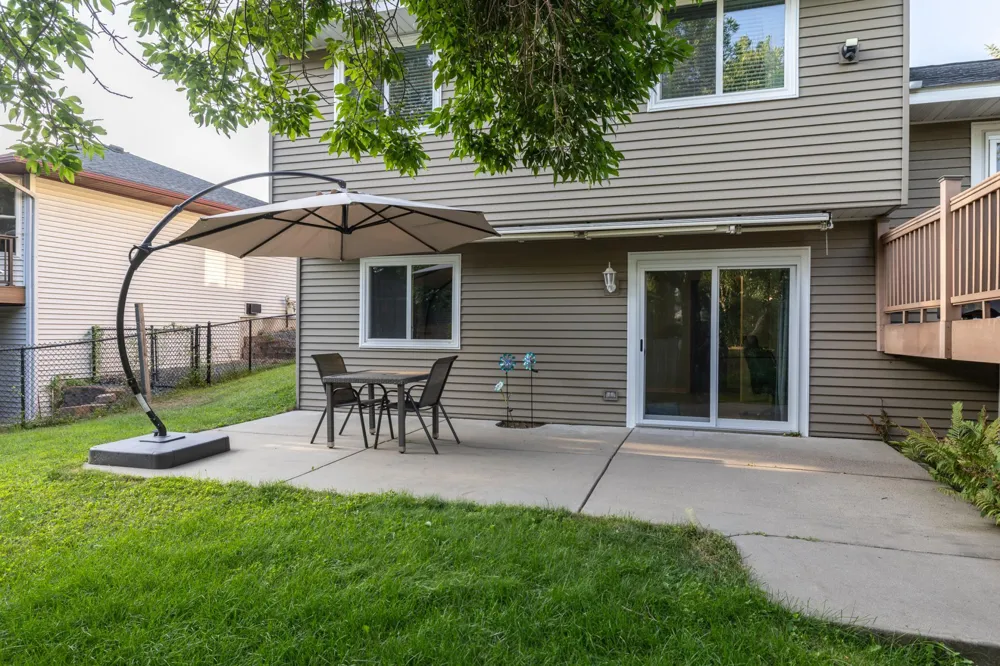 9449 83rd Street S Cottage Grove, MN 55016