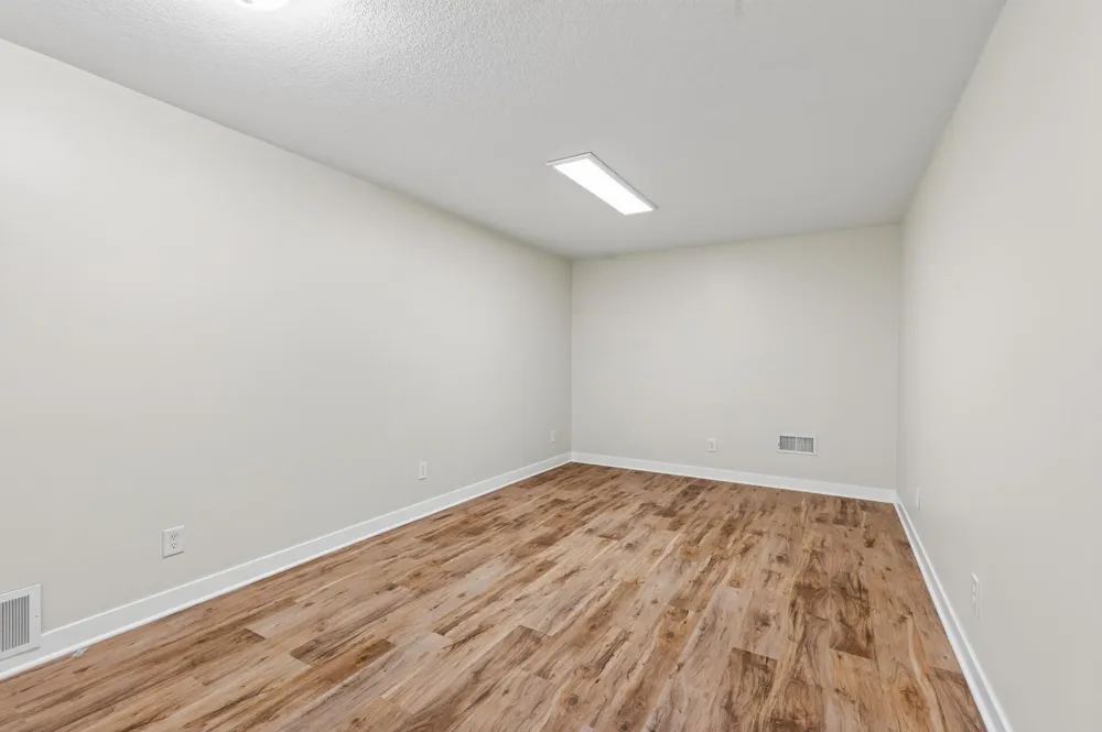 877 New Century Boulevard S Maplewood, MN 55119