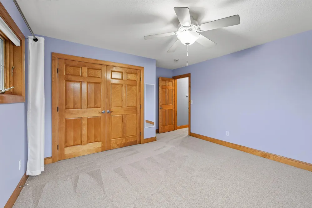 877 New Century Boulevard S Maplewood, MN 55119