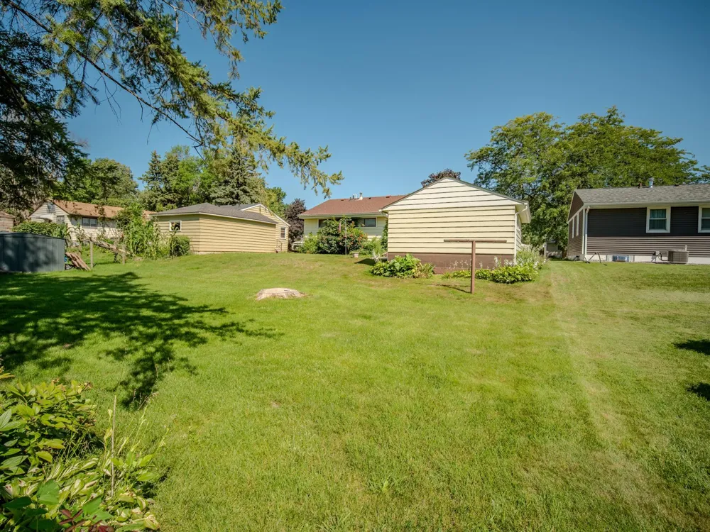 1805 5th Avenue NW Austin, MN 55912