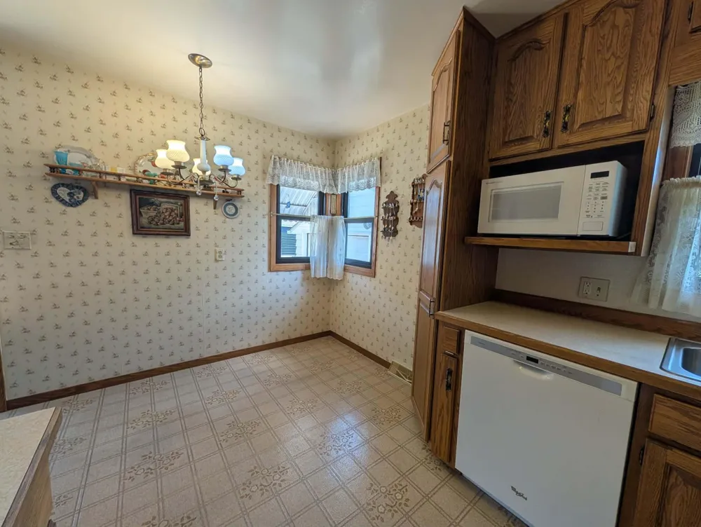 1805 5th Avenue NW Austin, MN 55912