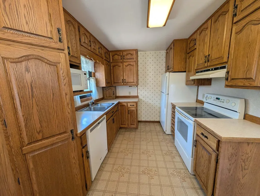 1805 5th Avenue NW Austin, MN 55912
