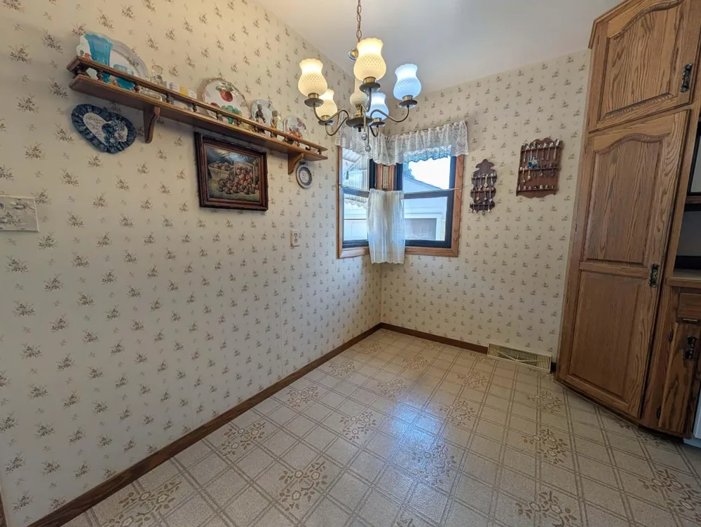 1805 5th Avenue NW Austin, MN 55912
