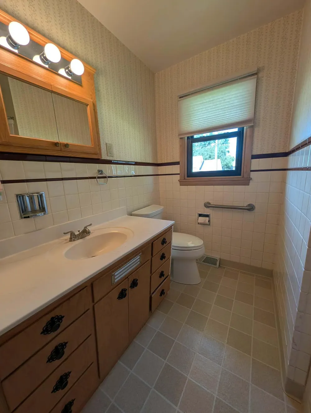 1805 5th Avenue NW Austin, MN 55912