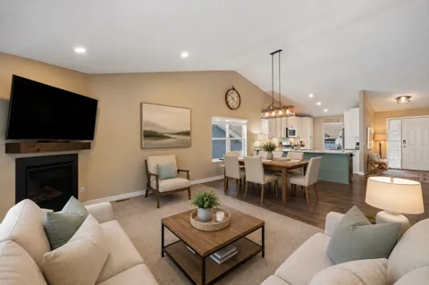 7737 205th Street W