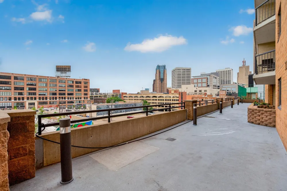 78 10th E Street #1909 Saint Paul, MN 55101
