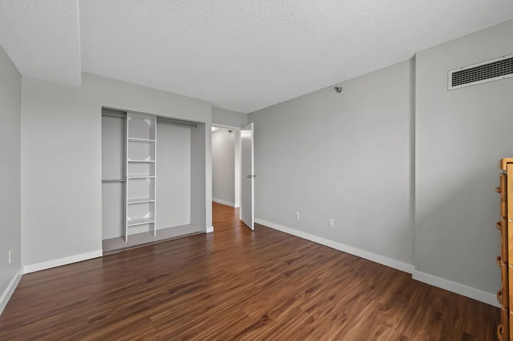 78 10th E Street #1909 Saint Paul, MN 55101