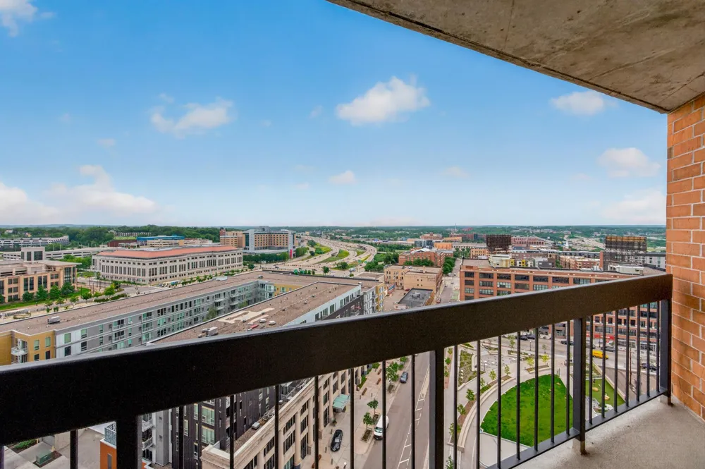 78 10th E Street #1909 Saint Paul, MN 55101