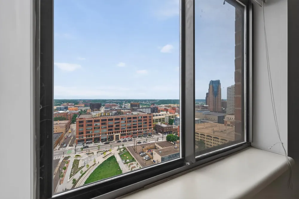 78 10th E Street #1909 Saint Paul, MN 55101