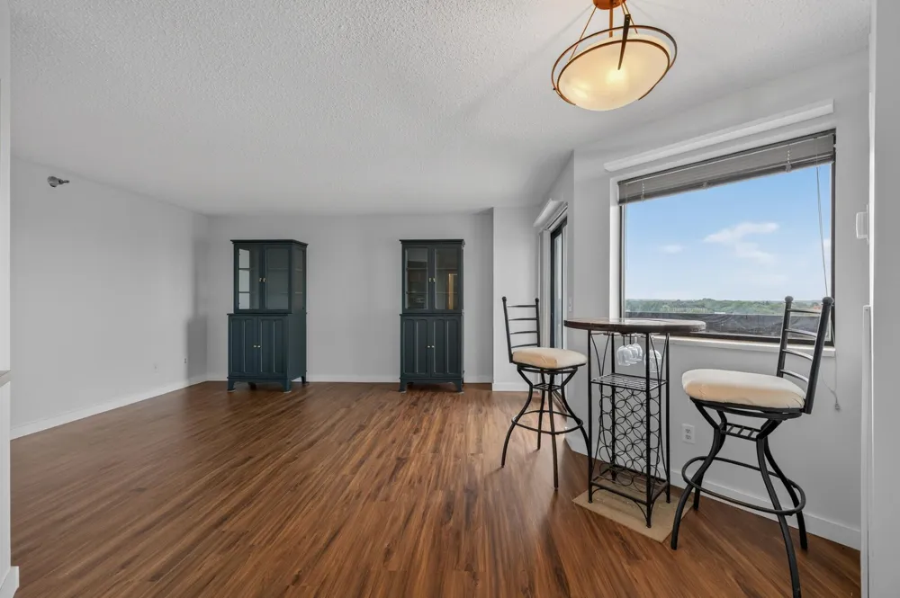 78 10th E Street #1909 Saint Paul, MN 55101
