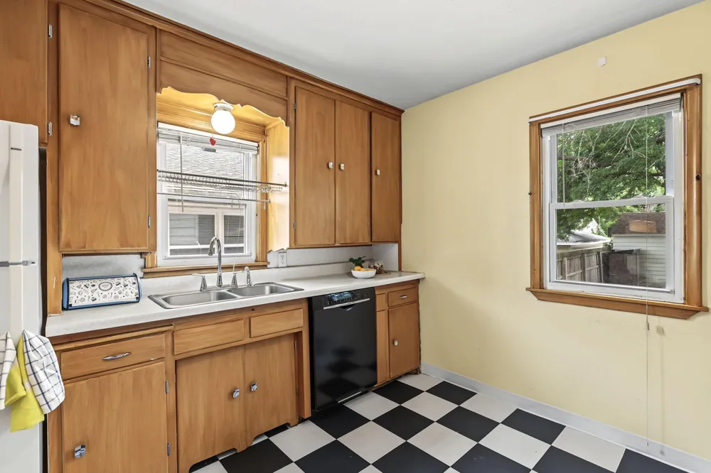 4018 Monroe Street NE Columbia Heights, MN 55421