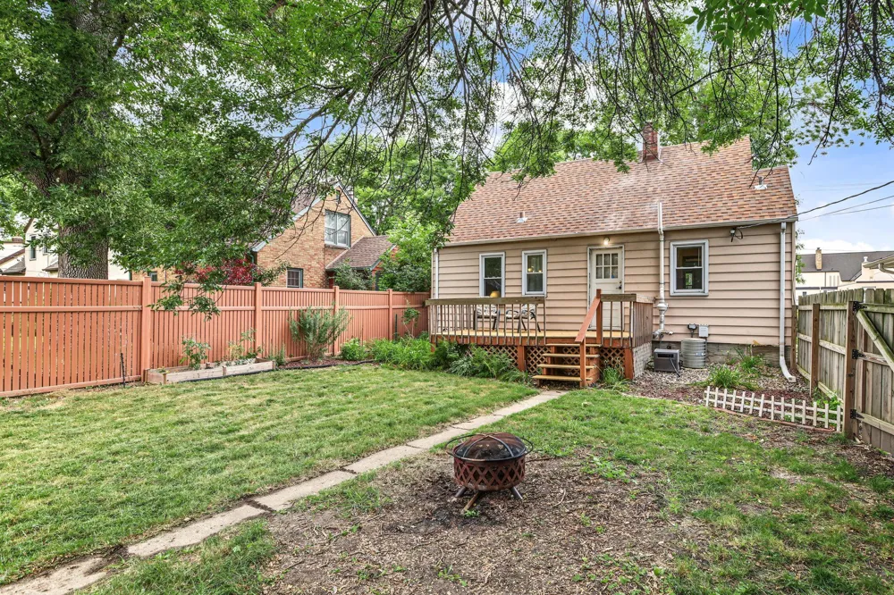4018 Monroe Street NE Columbia Heights, MN 55421