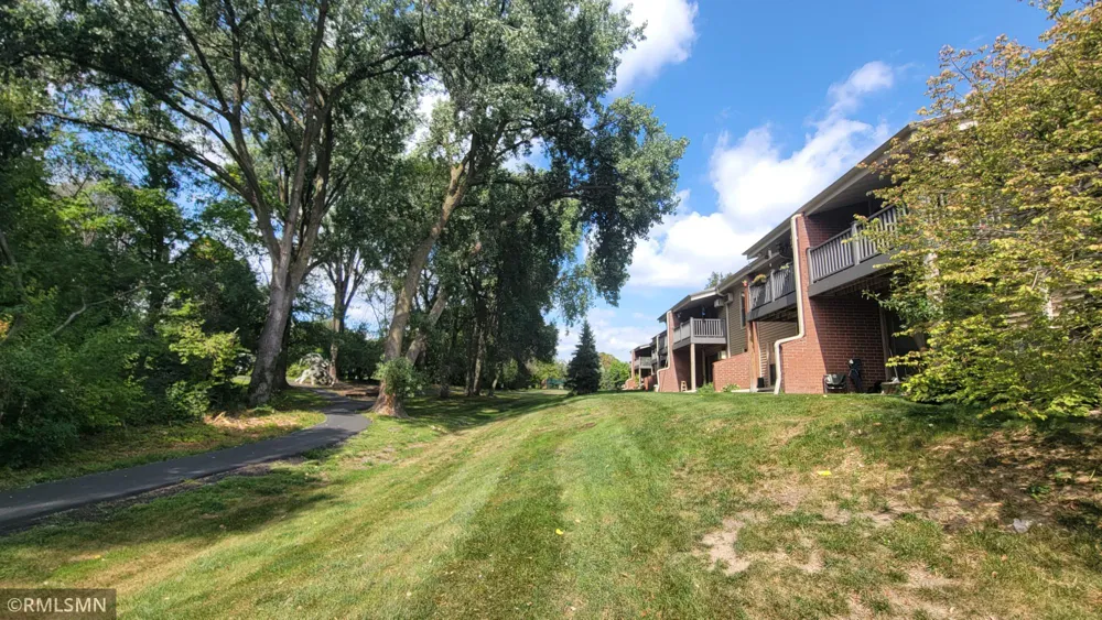 110276 Village Road Chaska, MN 55318