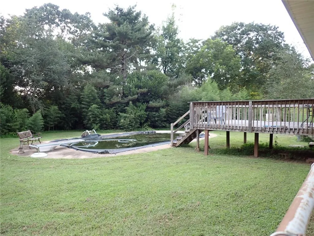 8295 Valley Stream Drive Jonesboro, GA 30236
