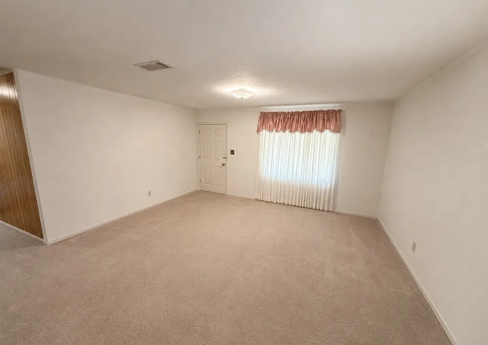 803 Spring Street Springhill, LA 71075