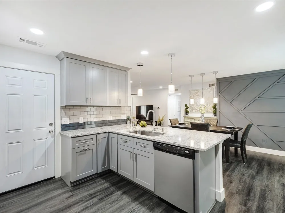 936 Elmwood Drive Lewisville, TX 75067