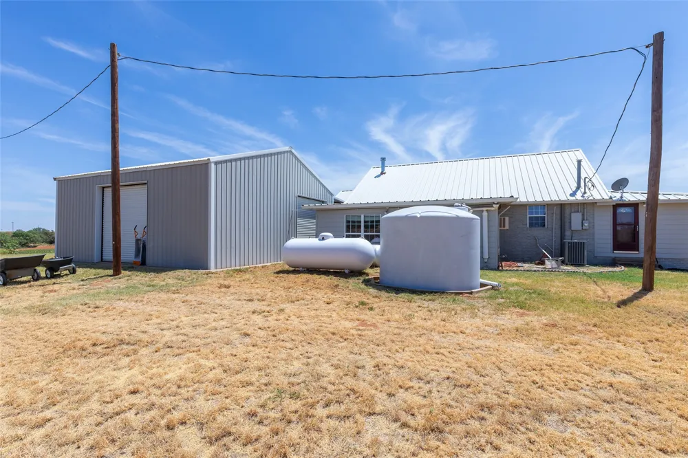 136 County Road 428 Sweetwater, TX 79556