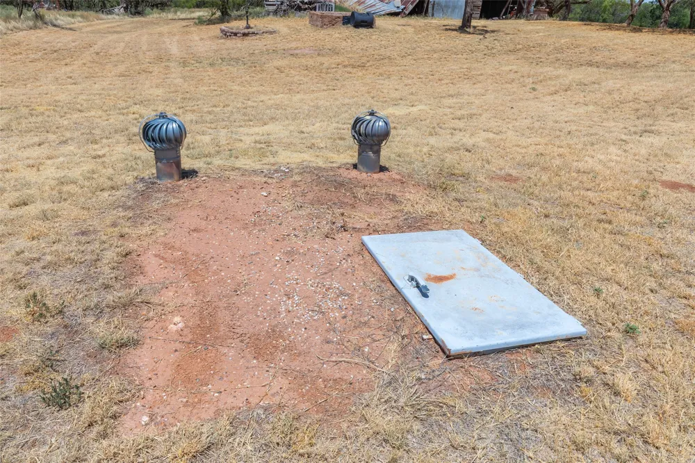 136 County Road 428 Sweetwater, TX 79556