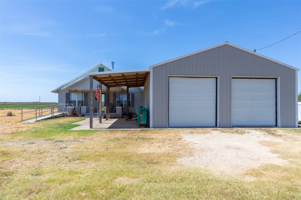 136 County Road 428 Sweetwater, TX 79556