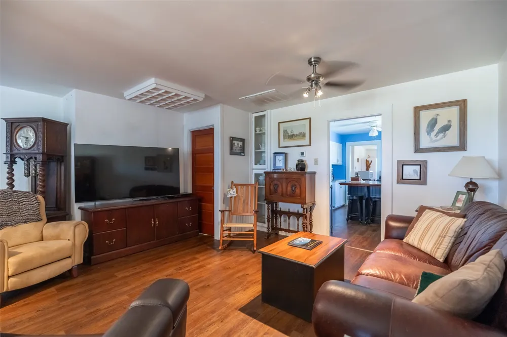 136 County Road 428 Sweetwater, TX 79556