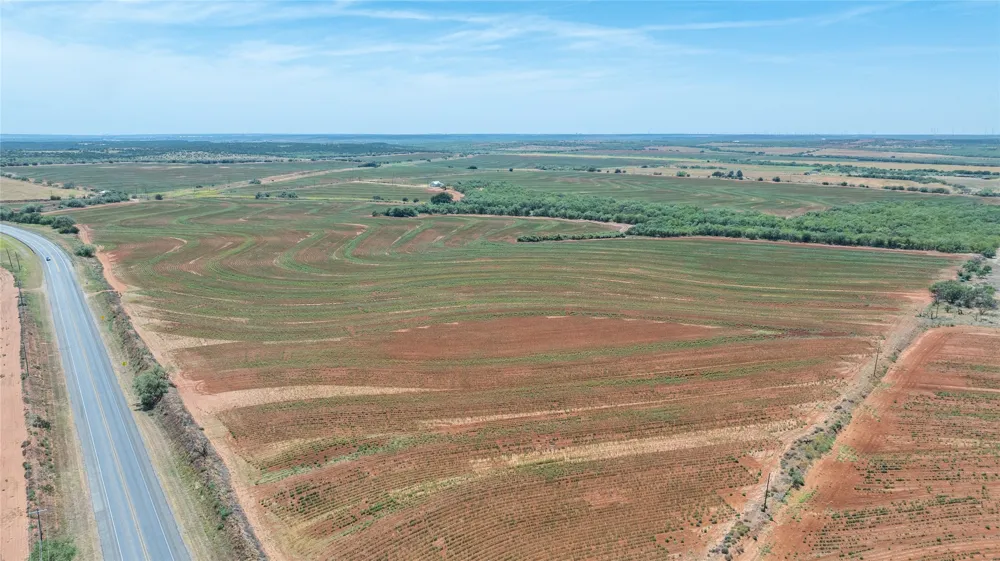 136 County Road 428 Sweetwater, TX 79556