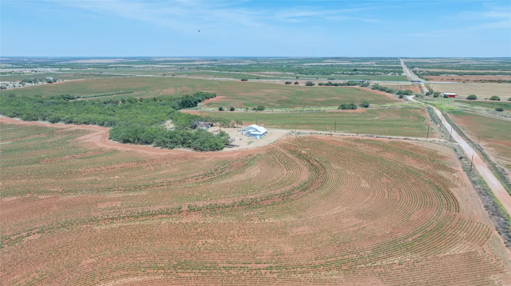 136 County Road 428 Sweetwater, TX 79556